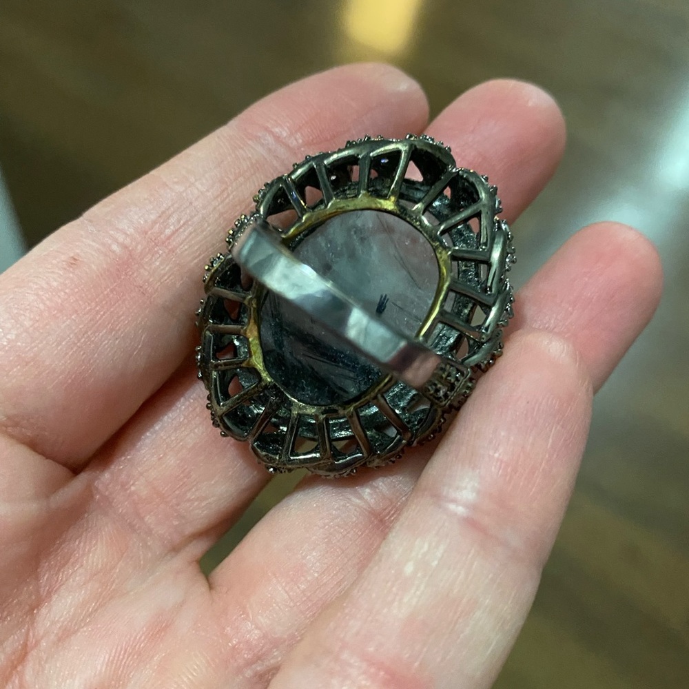 Large cocktail ring - Picture 2 of 4